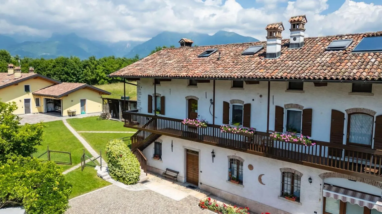 Casa Giovannella Feltre 0*,  Italia